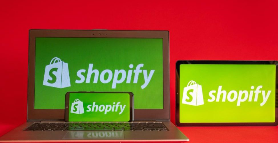 Difference between Shopify and Shopify Plus